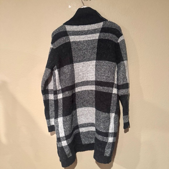 Lovestitch Grid Plaid Print Long Line Knit Cardigan Gray Black Size Small - Picture 7 of 7